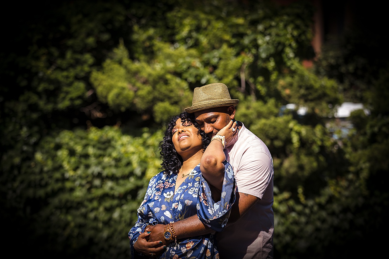 Golden light during Brooklyn Bride Park Engagement Session in New York City by Jamerlyn Brown Photography